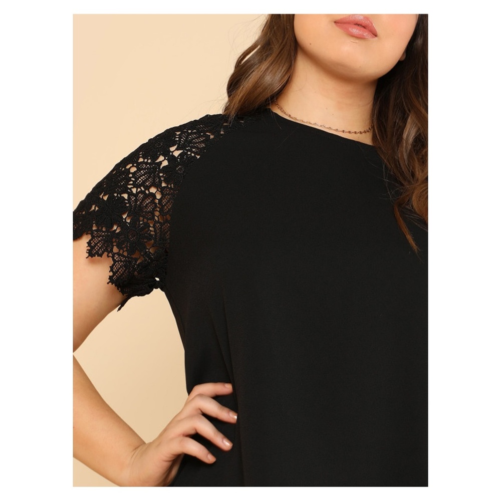 Black Lace Short Sleeve Solid Top - Picture 4 of 5